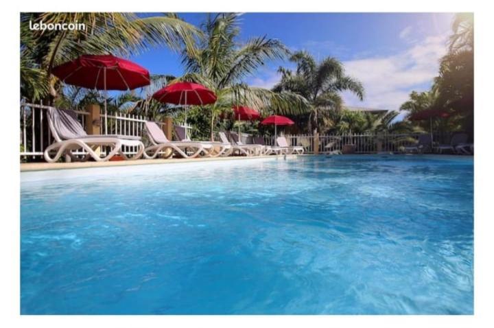 F2 Residence Oasis Terre Rouge A Saint Pierre Eksteriør bilde